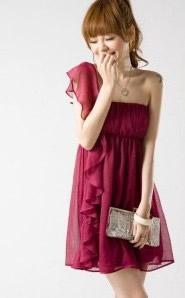 虎門時尚服飾集錦 短袖T恤、情侶裝與精品裙一站式采購指南